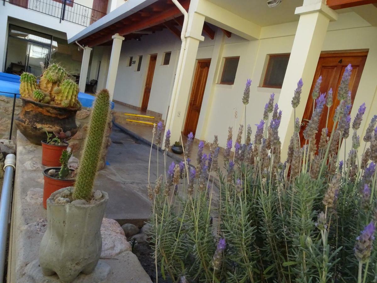 Hotel Casa Cactus Cafayate Exterior foto